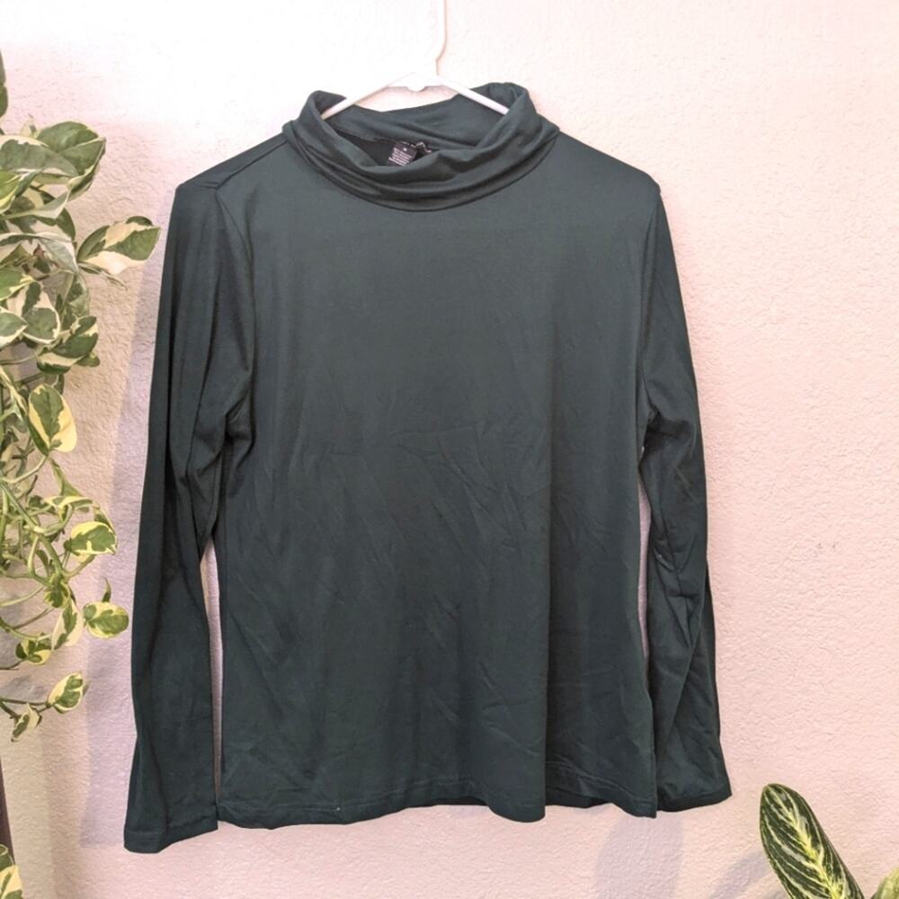 Super Soft Emerald Green Lightweight Turtleneck Top Sz M